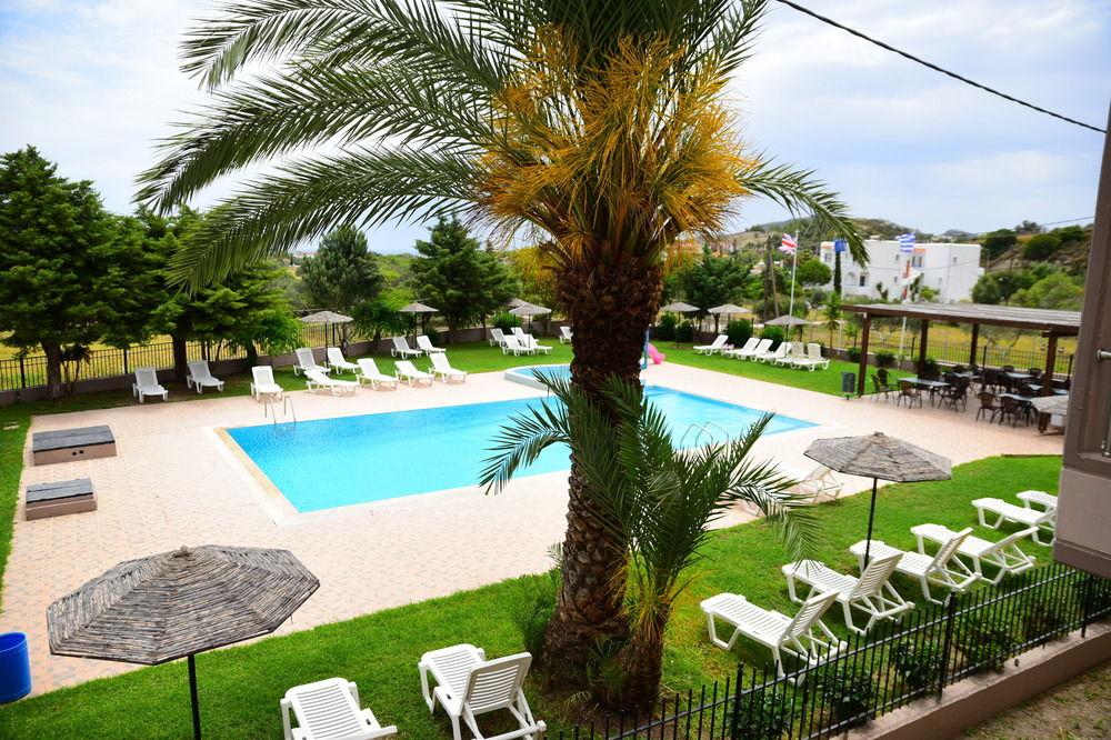 Rose Hotel Фалираки Екстериор снимка