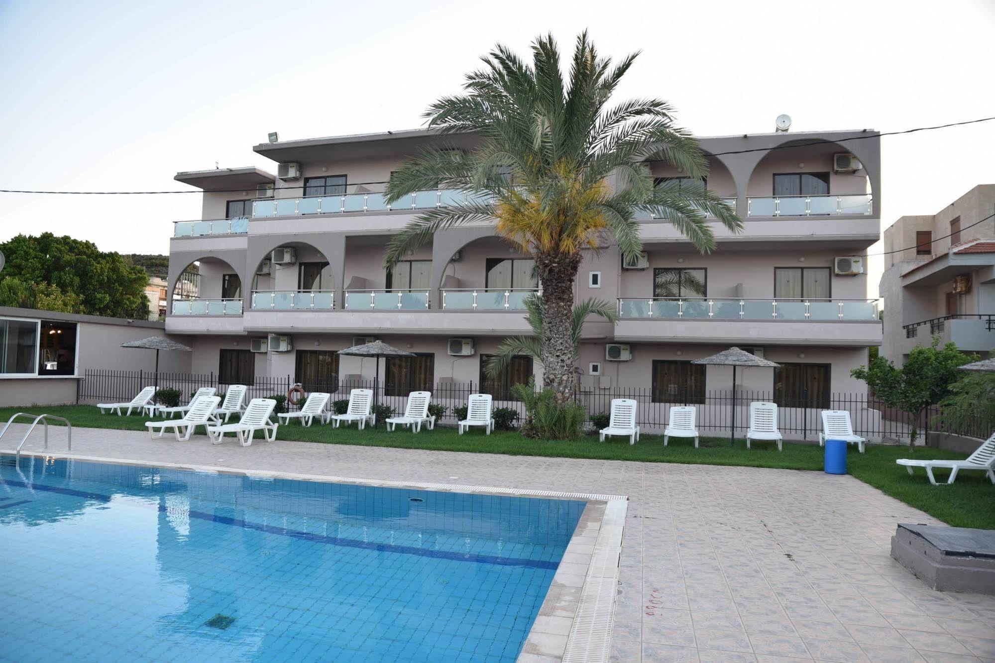 Rose Hotel Фалираки Екстериор снимка