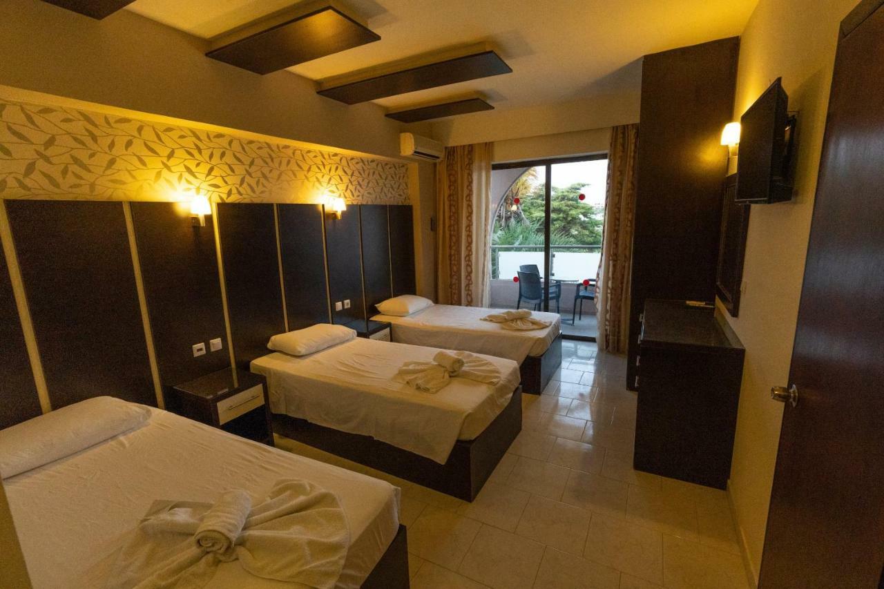 Rose Hotel Фалираки Екстериор снимка