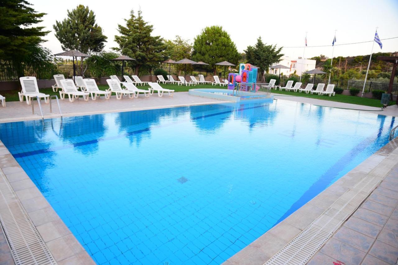 Rose Hotel Фалираки Екстериор снимка
